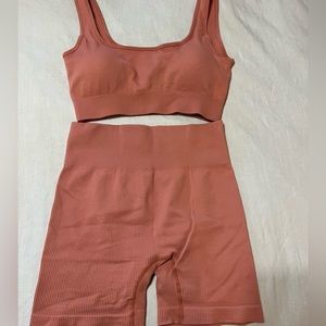 Amazon workout set! Size large